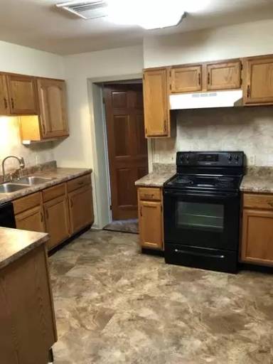 Main picture of 63 Walmet Ln