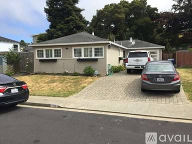 Main picture of 119 Cuesta Dr