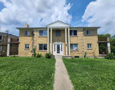 Main picture of 2714 Montana Ave