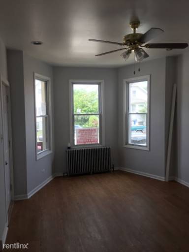 Main picture of 5025 W 31st St