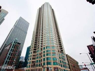 Main picture of 400 N La Salle Dr