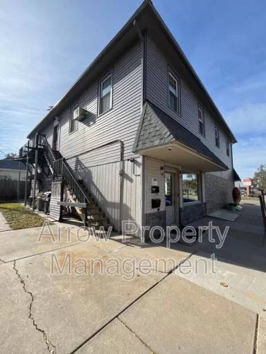 Main picture of 1015 Plum St