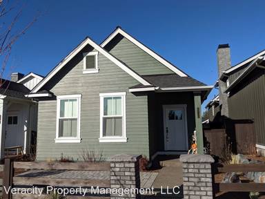 Main picture of 2728 NW Ordway Ave