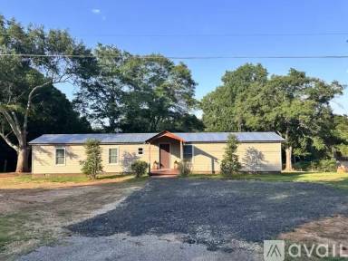 Main picture of 317 Holland Ford Rd