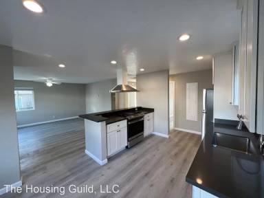 Main picture of 804 Adams St