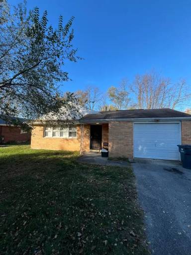 Main picture of 4652 Broadhurst Dr