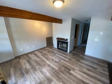 Main picture of 2163 Indianola Ave
