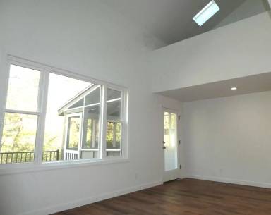 Main picture of 1115 Ridge Rd