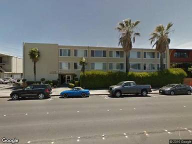 Main picture of 1735 Broadway St