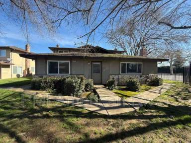 Main picture of 2803 Norcade Cir