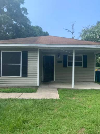 Main picture of 2105 Tuskegee Rd