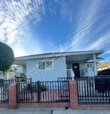 Main picture of 1409 Junipero Ave