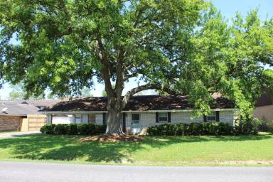 Main picture of 218 Ole Colony Rd