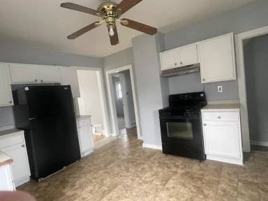 Main picture of 2738 N 58th St