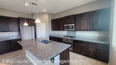 Main picture of 10337 Ensemble Way