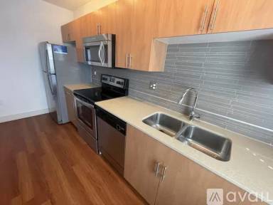 Main picture of 3402 Lawrence St