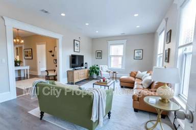 Main picture of 261 Orange St