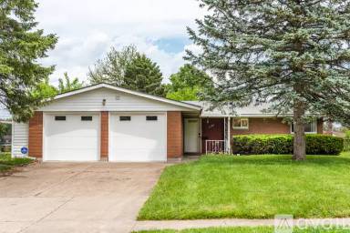 Main picture of 1380 Maplegrove Dr