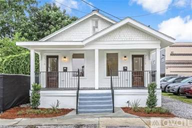 Main picture of 2916 Cadiz St