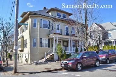 Main picture of 129 Benevolent St