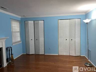 Main picture of 750 Ivy League Ln