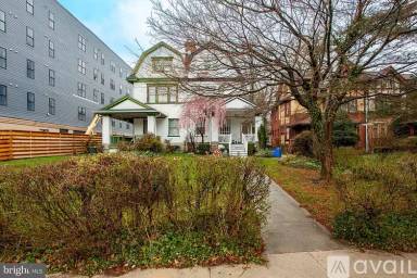 Main picture of 2073 N 63rd St