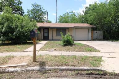 Main picture of 4102 Waikiki Dr