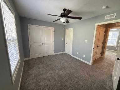 Main picture of 221 Wardlaw St