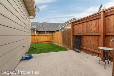 Main picture of 160 Tail Feather Ln
