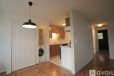 Main picture of 4923 SE 71st Ave