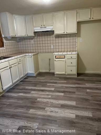 Main picture of 20244 Oleander Ave