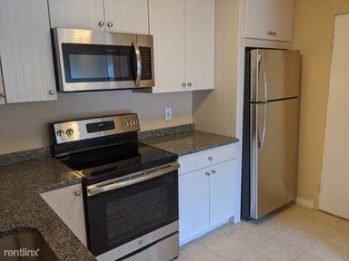 Main picture of 145 Warren St