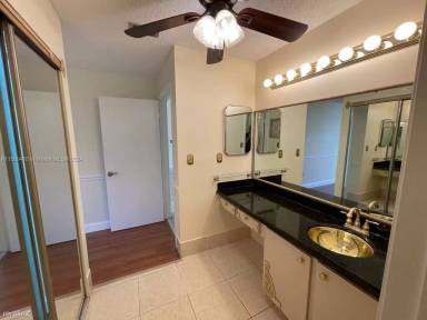 Main picture of 1344 SW 151st Ter