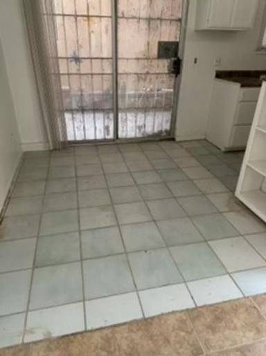 Main picture of 10210 S 10th Ave