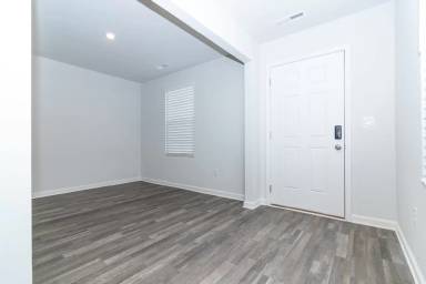Main picture of 136 Elegance Way