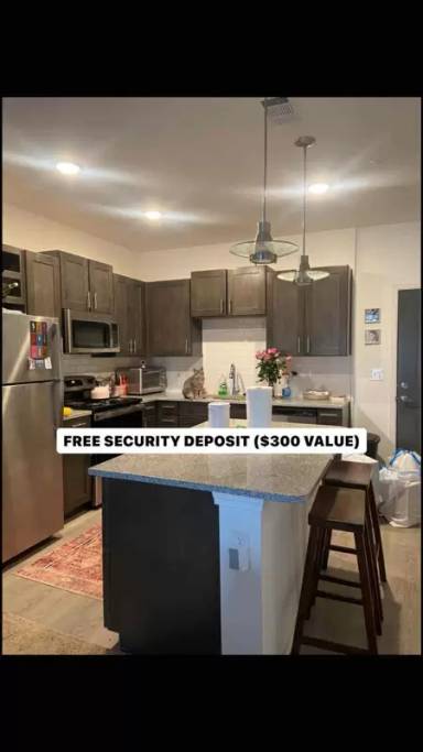 Main picture of Retreat At Arden Farms Apartments
