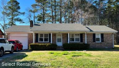 Main picture of 819 Cedar Point Cir