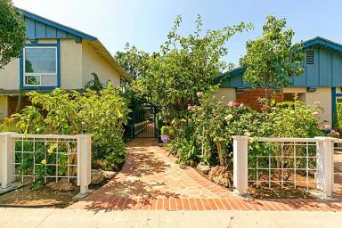 Main picture of 16592 Alliance Ave