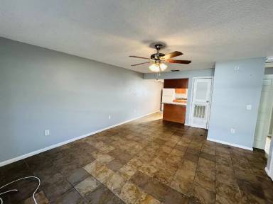 Main picture of 1410 Herschell St