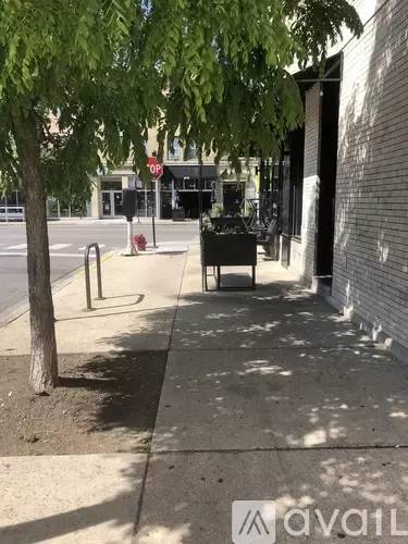 Main picture of 2715-35 N Milwaukee Ave Apartments