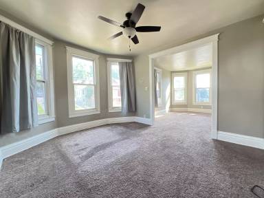 Main picture of 287 Cardiff St