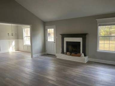 Main picture of 5046 Pearl Davis Rd