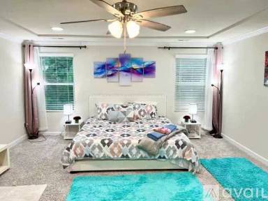 Main picture of 2805 Arbor Loop Dr