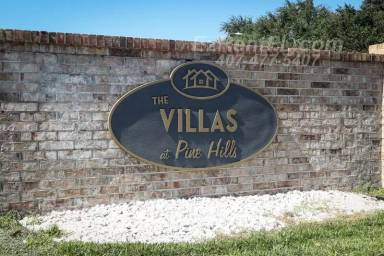 Main picture of 5249 Champagne Cir