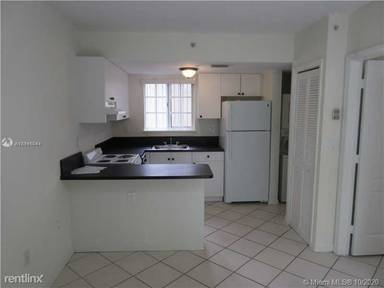 Main picture of 3090 Bird Ave
