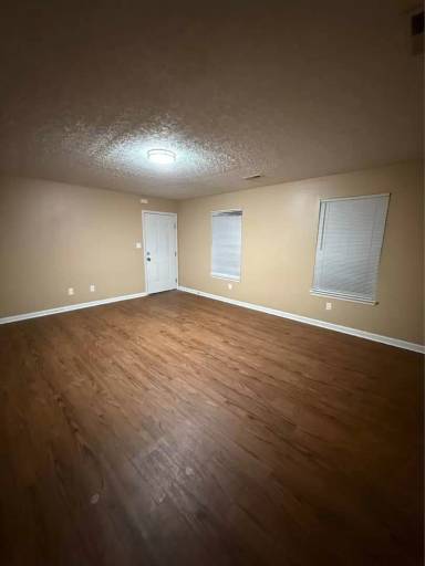 Main picture of 2509 Danielle Ln
