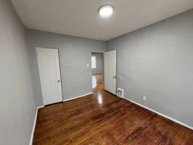 Main picture of 3440 Delor St