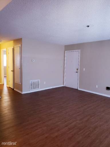 Main picture of Lakewood Estates Apartments