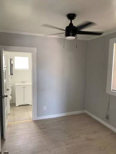 Main picture of 9615 Grandee Ave