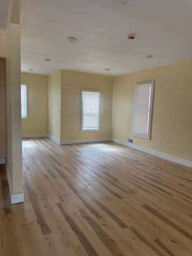 Main picture of 1515 Hurlbut St